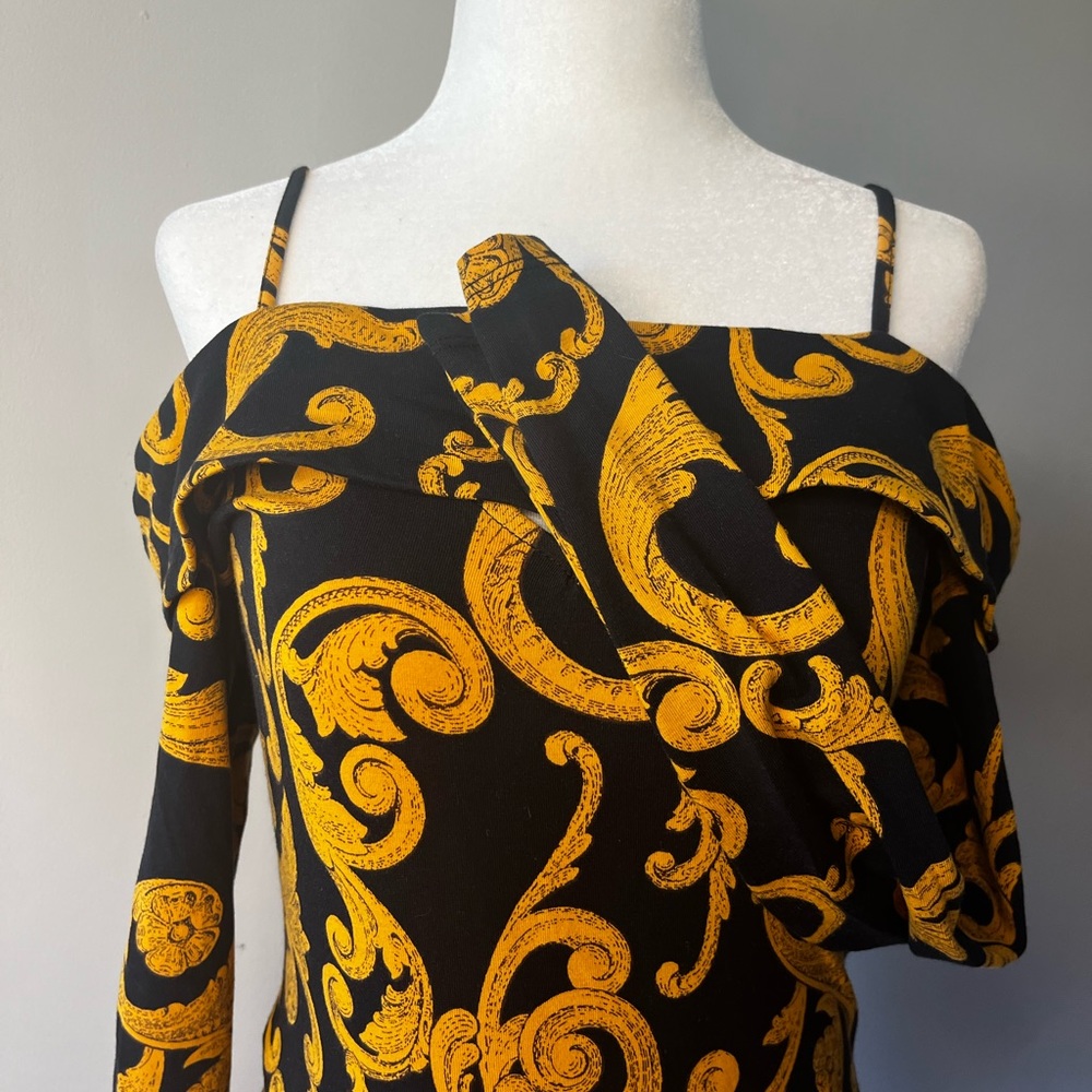 Guess Womans Off the Shoulder BodySuit!!! - Picture 3 of 12